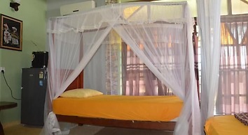 Time N Tide Beach Resort