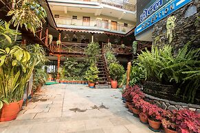 Hotel Peace Plaza