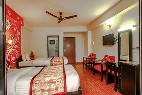 Hotel Peace Plaza