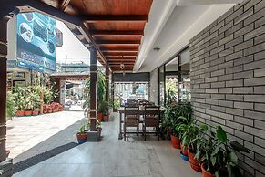 Hotel Peace Plaza