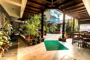 Hotel Peace Plaza