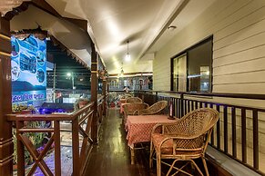 Hotel Peace Plaza