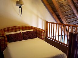 Oakhurst Hotel
