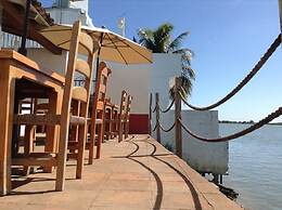 Hotel Casa del Río