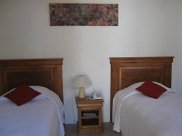Hotel Casa del Río