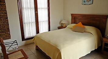 Hotel Casa del Río