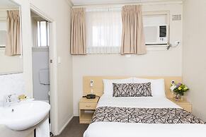 Bathurst Motor Inn