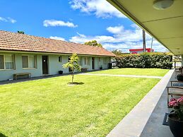 Bathurst Motor Inn
