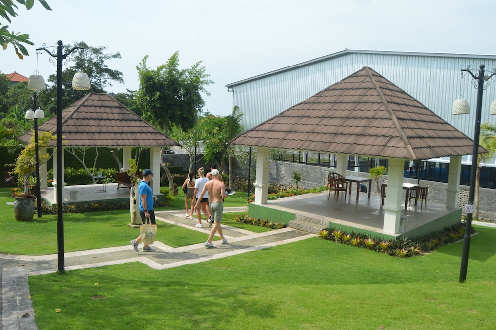 Flamingo Dewata