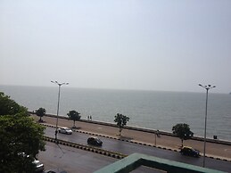 Sea Green South Hotel