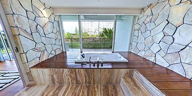 TS Suites Seminyak