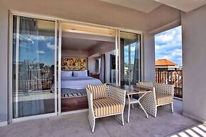 TS Suites Seminyak