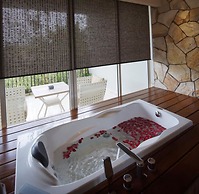 TS Suites Seminyak