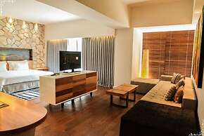 TS Suites Seminyak