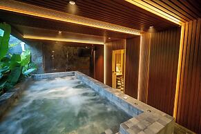 TS Suites Seminyak