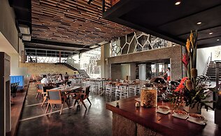 TS Suites Seminyak