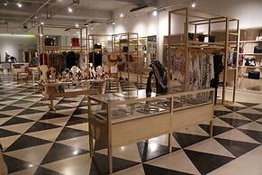 TS Suites Seminyak