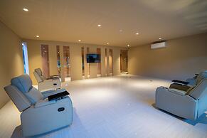 TS Suites Seminyak