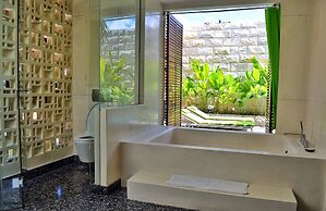 TS Suites Seminyak