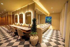 TS Suites Seminyak