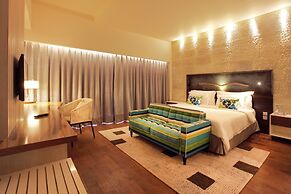 TS Suites Seminyak
