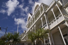 Ommaroo Hotel