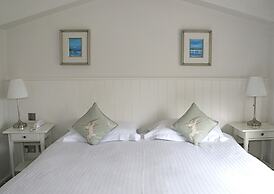Ommaroo Hotel