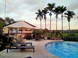 Nipuri Hotel