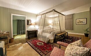 Camp Figtree