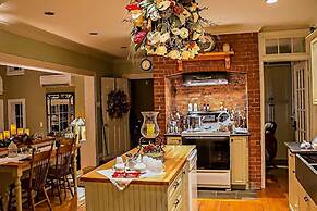 The Briarwood B&B