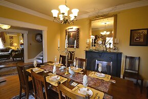 The Briarwood B&B