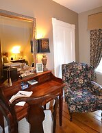 The Briarwood B&B