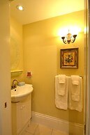 The Briarwood B&B