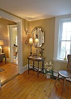 The Briarwood B&B