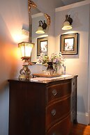 The Briarwood B&B