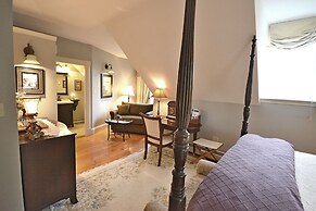 The Briarwood B&B