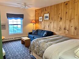 Castle Rock Country Inn