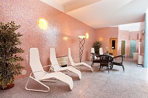 Le Ginestre Family Wellness Hotel