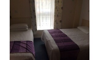 Clon Ross Guesthouse