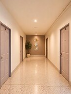 The Fifth Residence Hotel