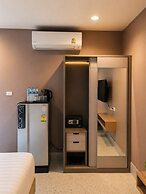 The Fifth Residence Hotel