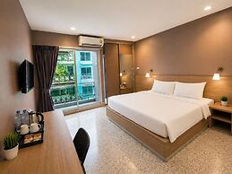 The Fifth Residence Hotel