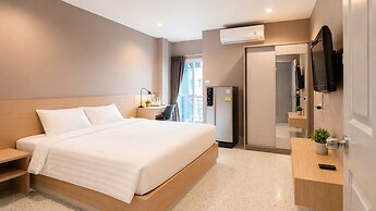 The Fifth Residence Hotel