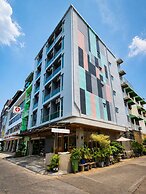 The Fifth Residence Hotel