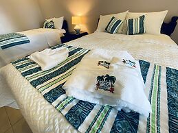 La Isla Resort