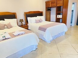 La Isla Resort