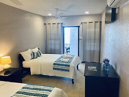 La Isla Resort