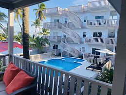 La Isla Resort