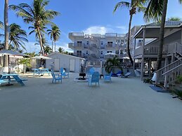 La Isla Resort