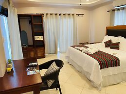 La Isla Resort